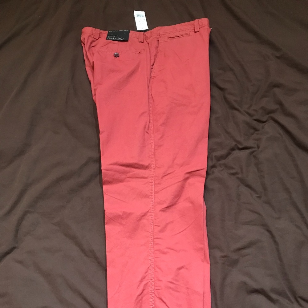 Banana Republic aiden slim fit chino red